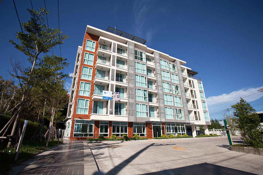 Bbg Seaside Luxurious Service Apartment Bangsaen Esterno foto