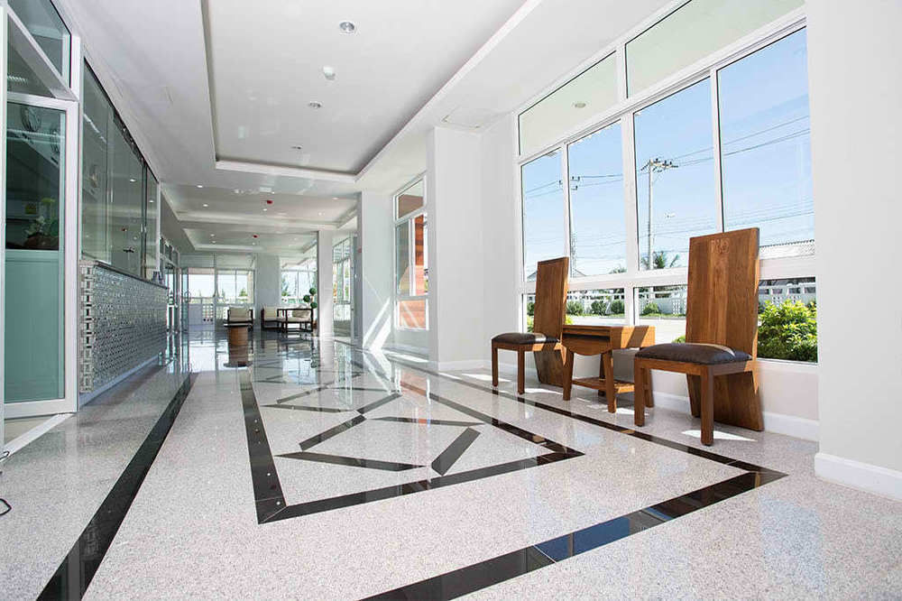Bbg Seaside Luxurious Service Apartment Bangsaen Esterno foto
