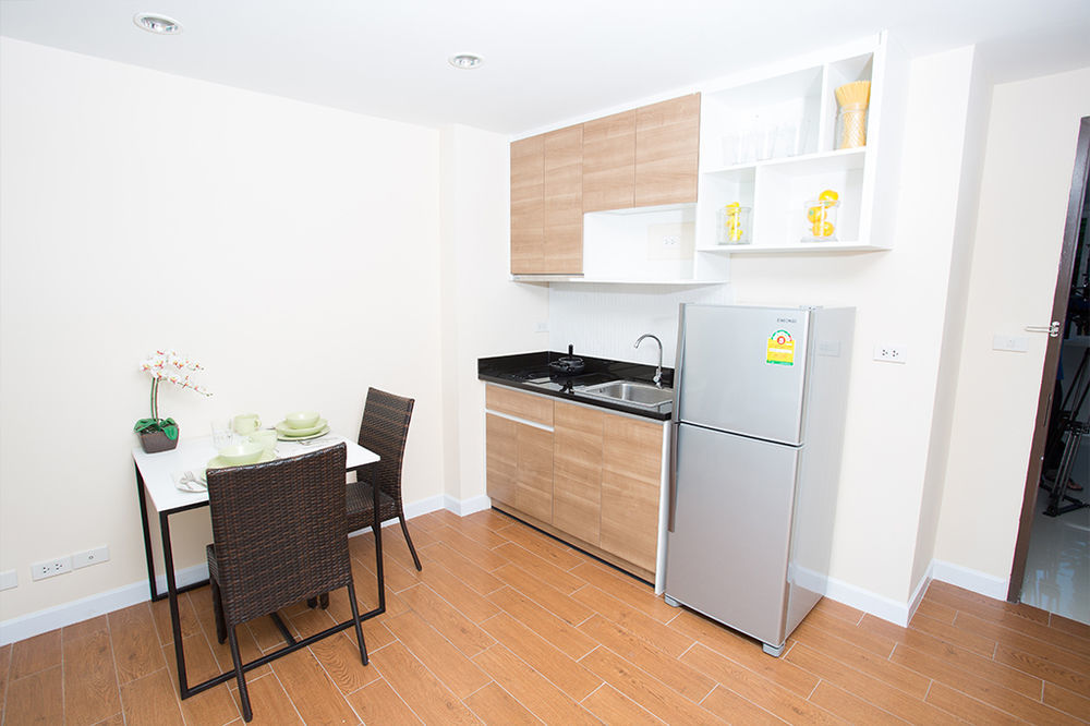 Bbg Seaside Luxurious Service Apartment Bangsaen Esterno foto