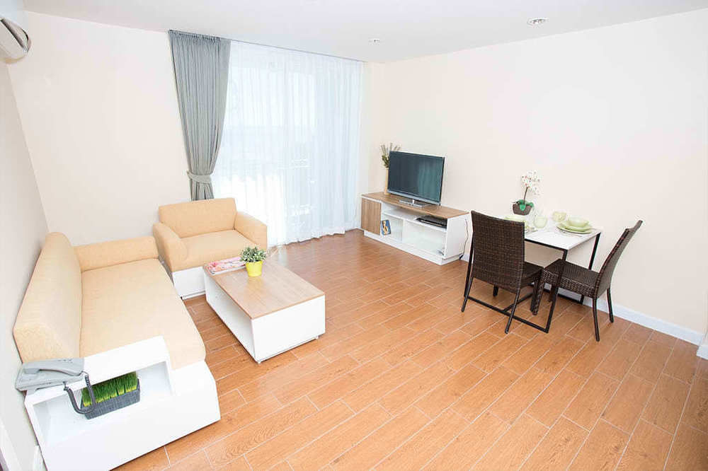 Bbg Seaside Luxurious Service Apartment Bangsaen Esterno foto